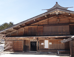 県宝山下家